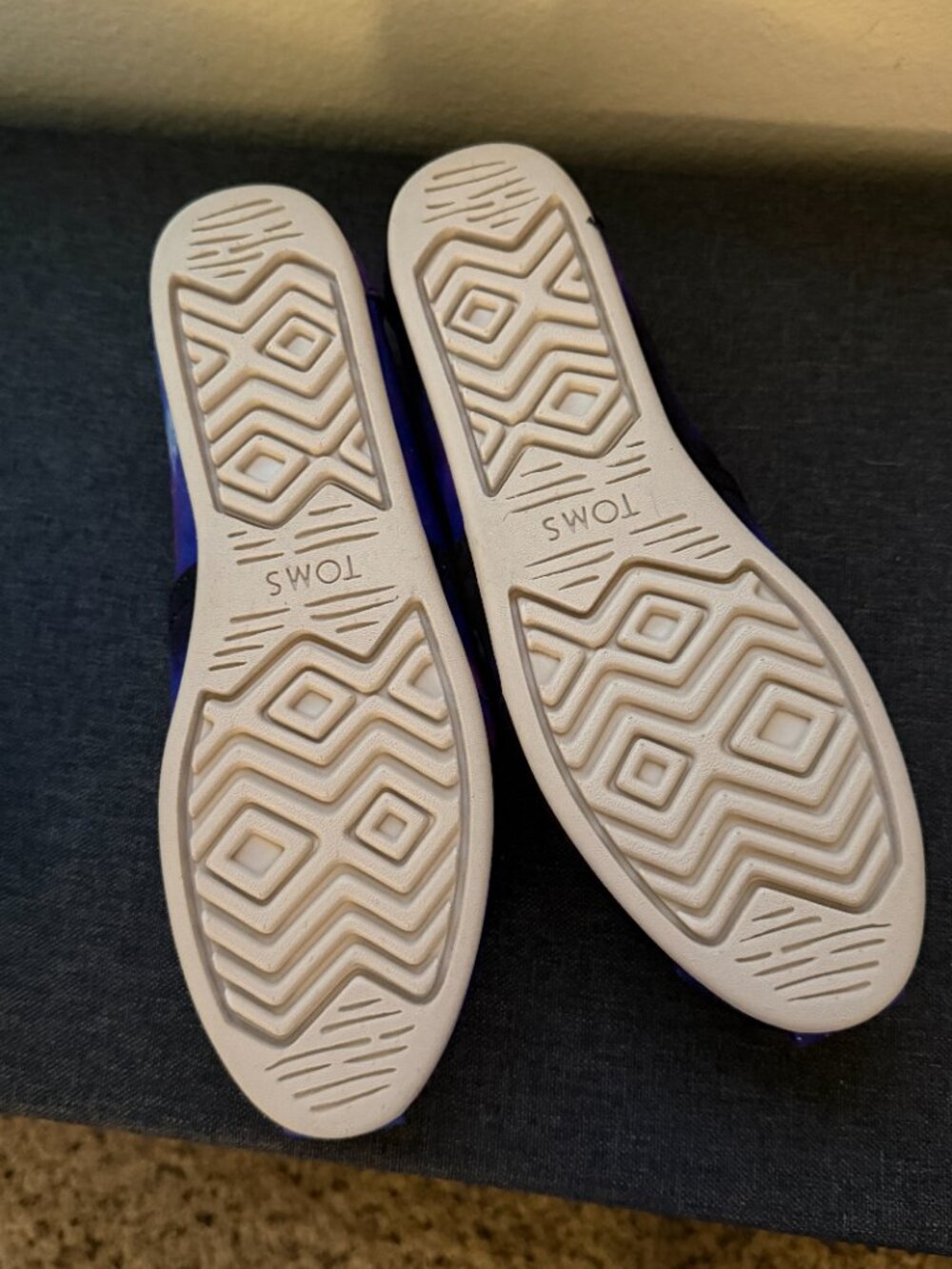 NWT! TOMS Galaxy Shoes, Women's 10 - Picture 11 of 13